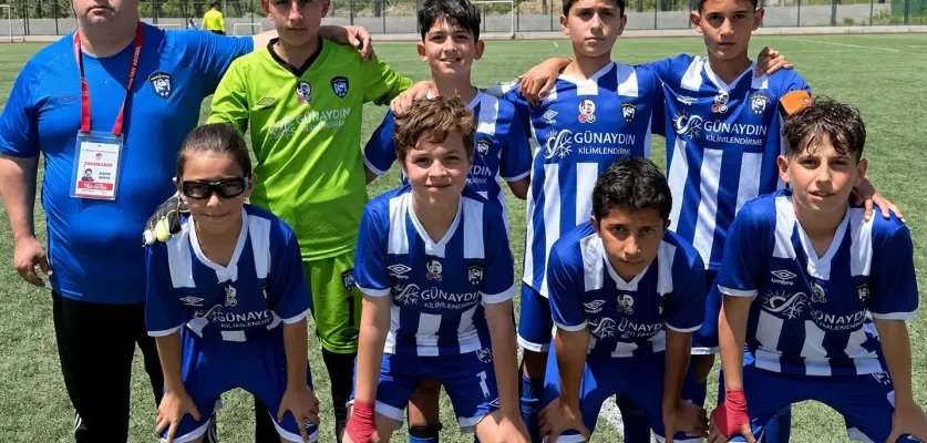 U12